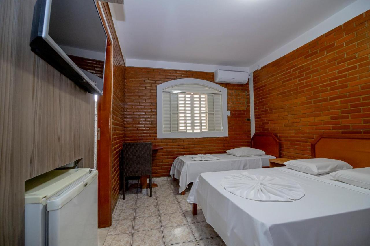 Pousada Recanto Das Caldas Caldas Novas Exteriör bild